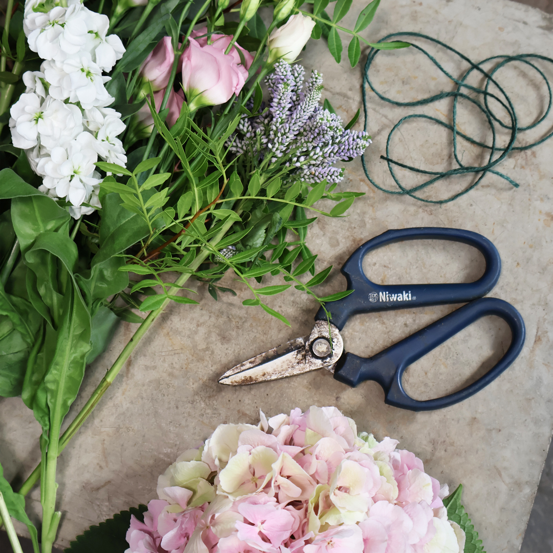 Summer Hand Tie Florist Workshop
